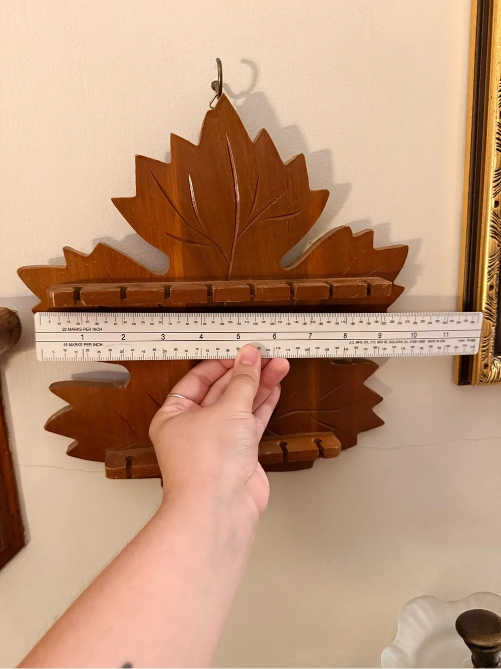 Wooden Maple Leaf Spoon Rack - Brown -
